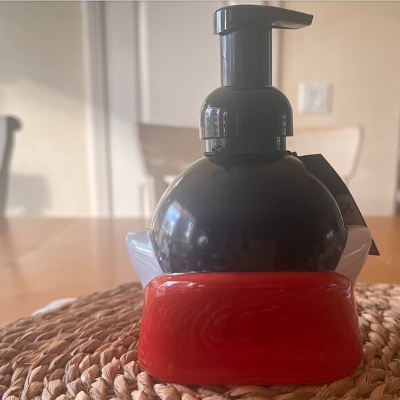 Maison de Base Dracula Foaming Hand Soap Vampires Venom Black Cherry Scented - Picture 5 of 5